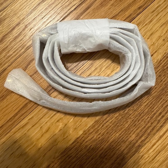 Marc Jacobs Brown Pebbled Leather Duffle Satchel with Wallet and Branded Strap - Picture 7 of 12